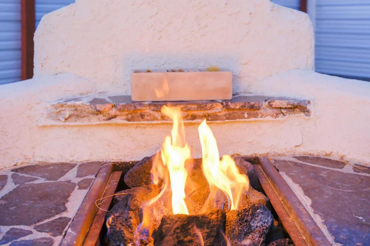 The Zen - Outdoor Shower, Gas Fireplace, Walkable To Shops & Restaurants Джошуа-Трі Екстер'єр фото