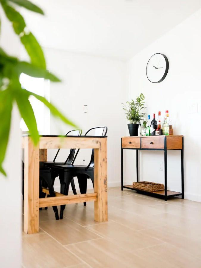 The Zen - Outdoor Shower, Gas Fireplace, Walkable To Shops & Restaurants Джошуа-Трі Екстер'єр фото